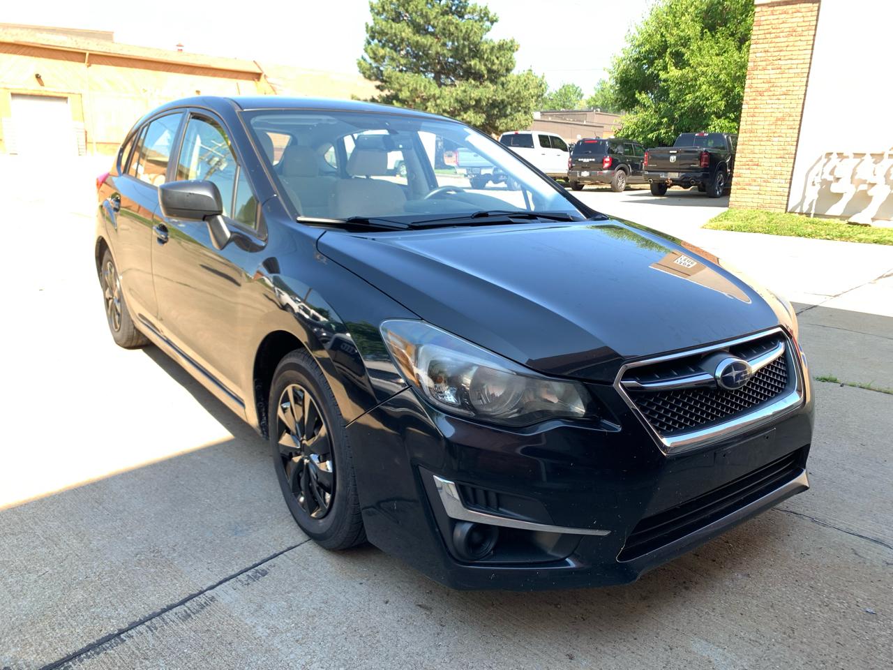 2015 Subaru Impreza 2.0i PZEV CVT 5-Door