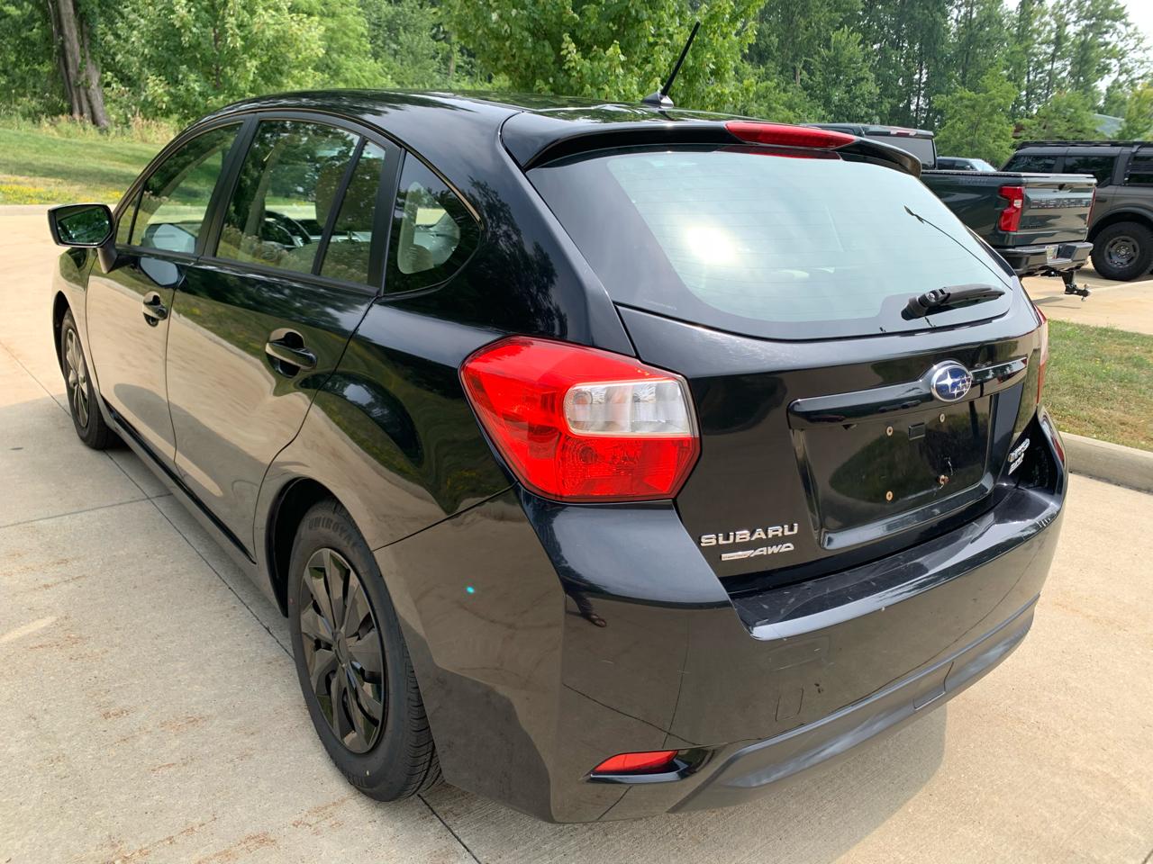 Subaru Impreza 2.0i PZEV CVT 5-Door 2015