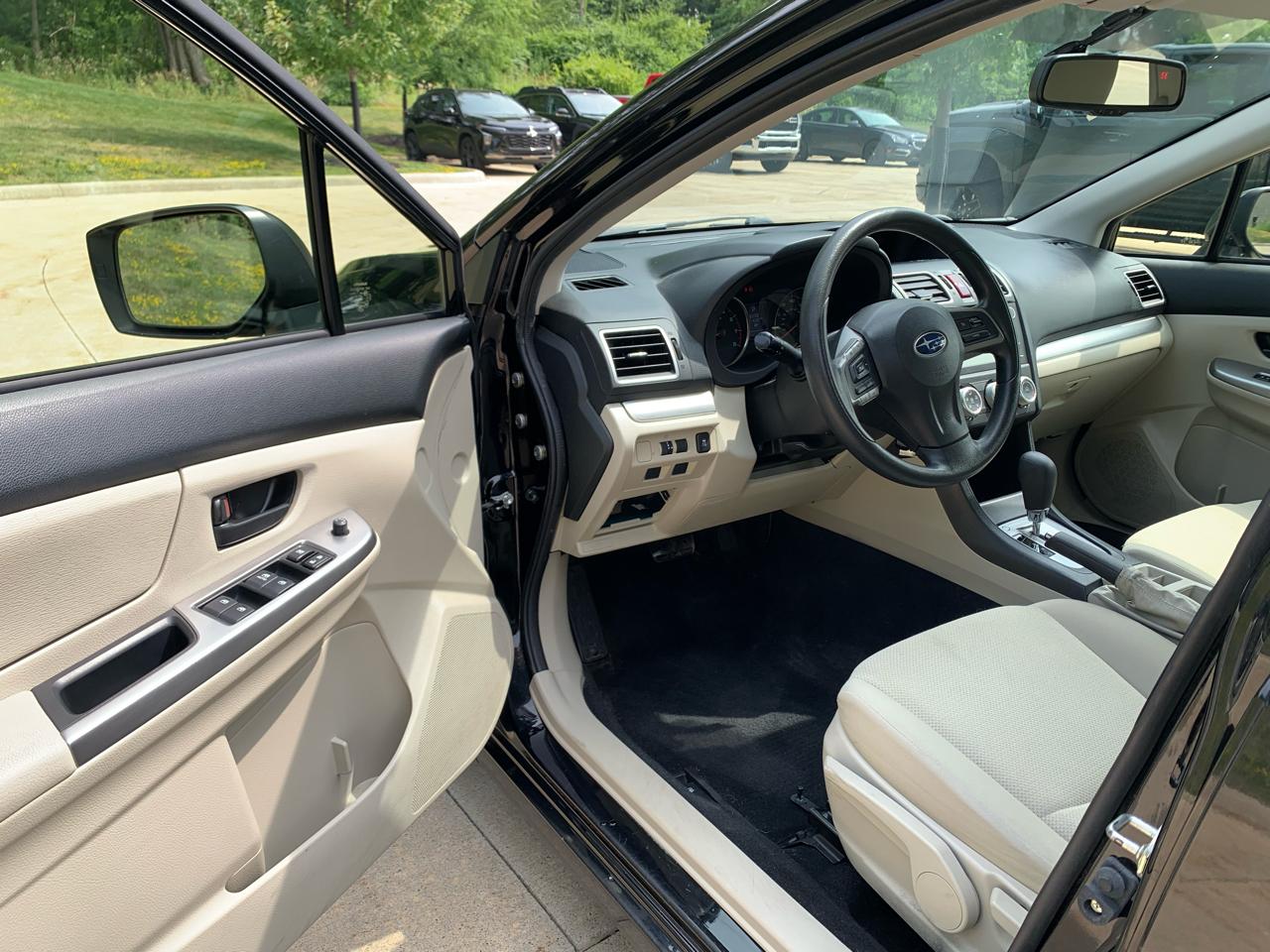 Subaru Impreza 2.0i PZEV CVT 5-Door 2015