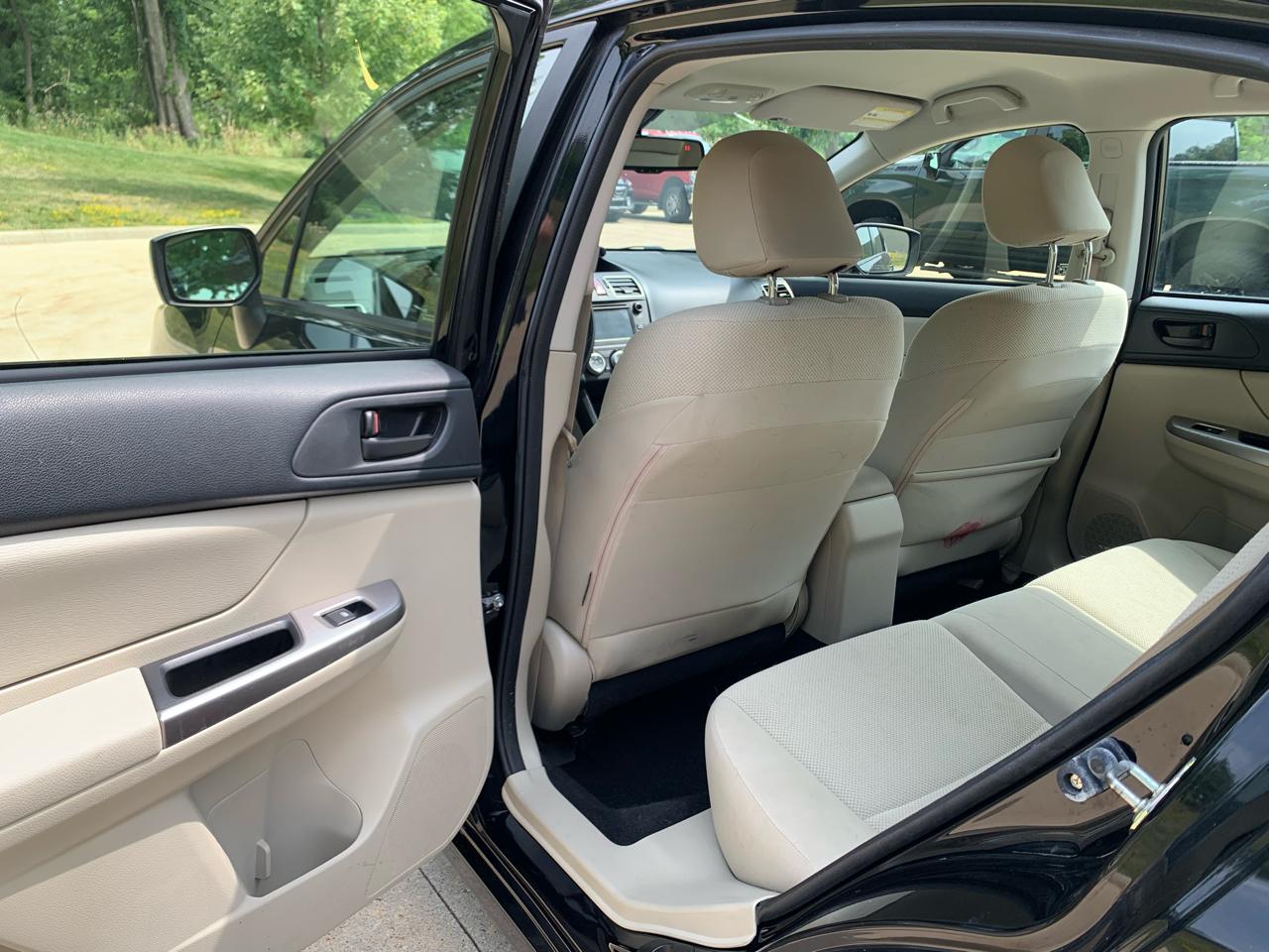 Subaru Impreza 2.0i PZEV CVT 5-Door 2015