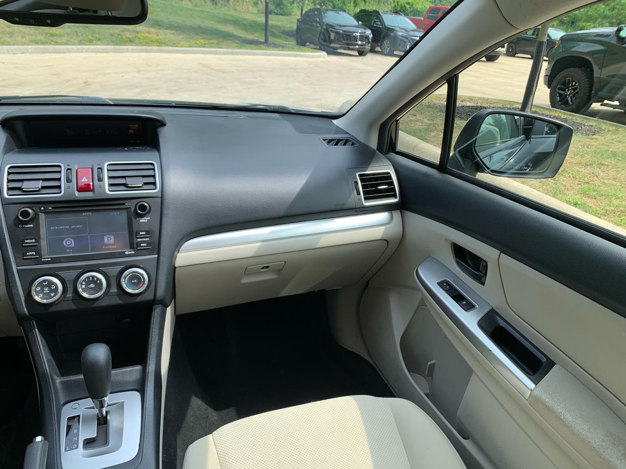 Subaru Impreza 2.0i PZEV CVT 5-Door 2015