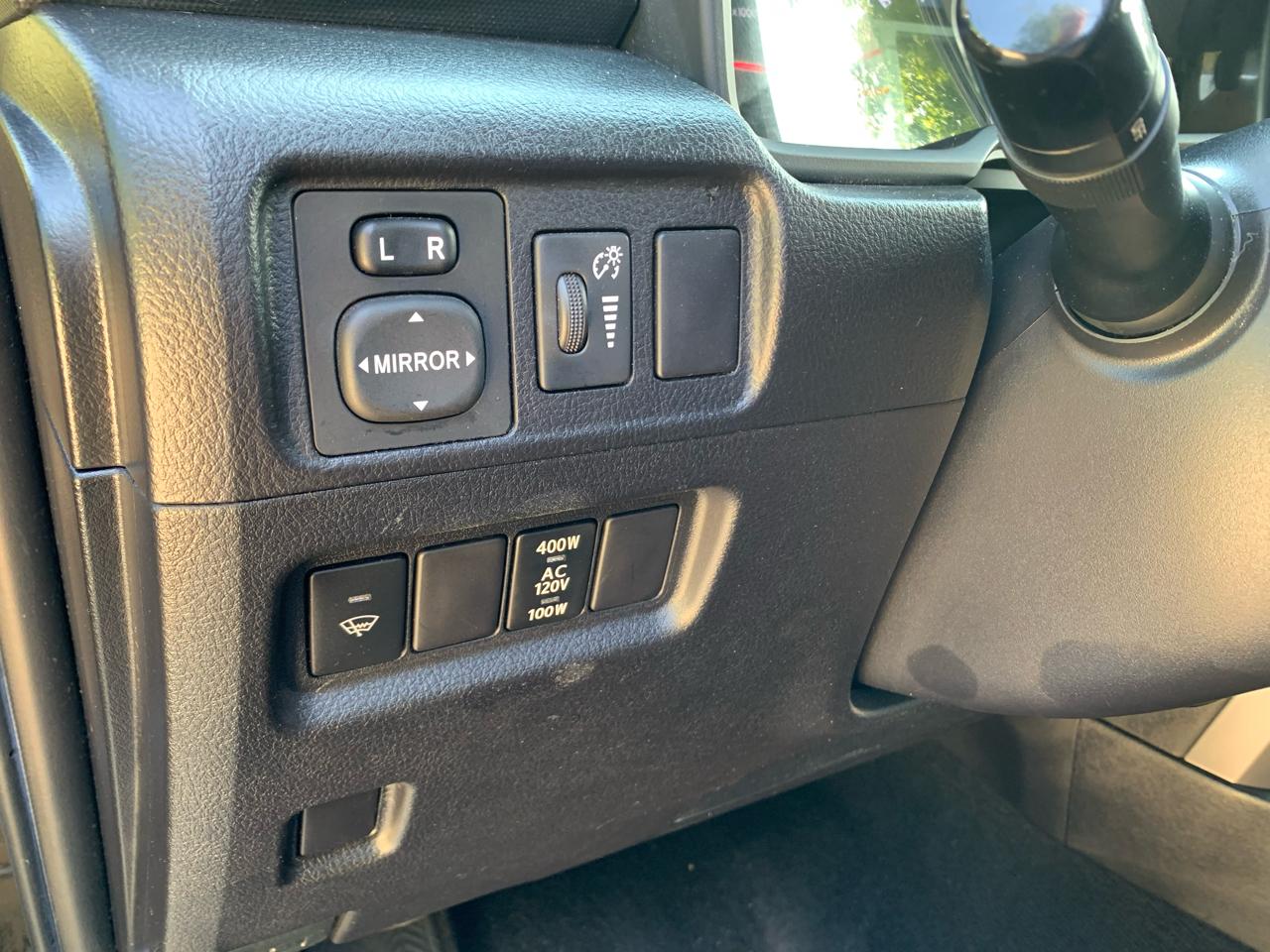 Toyota 4Runner SR5 4WD 2015