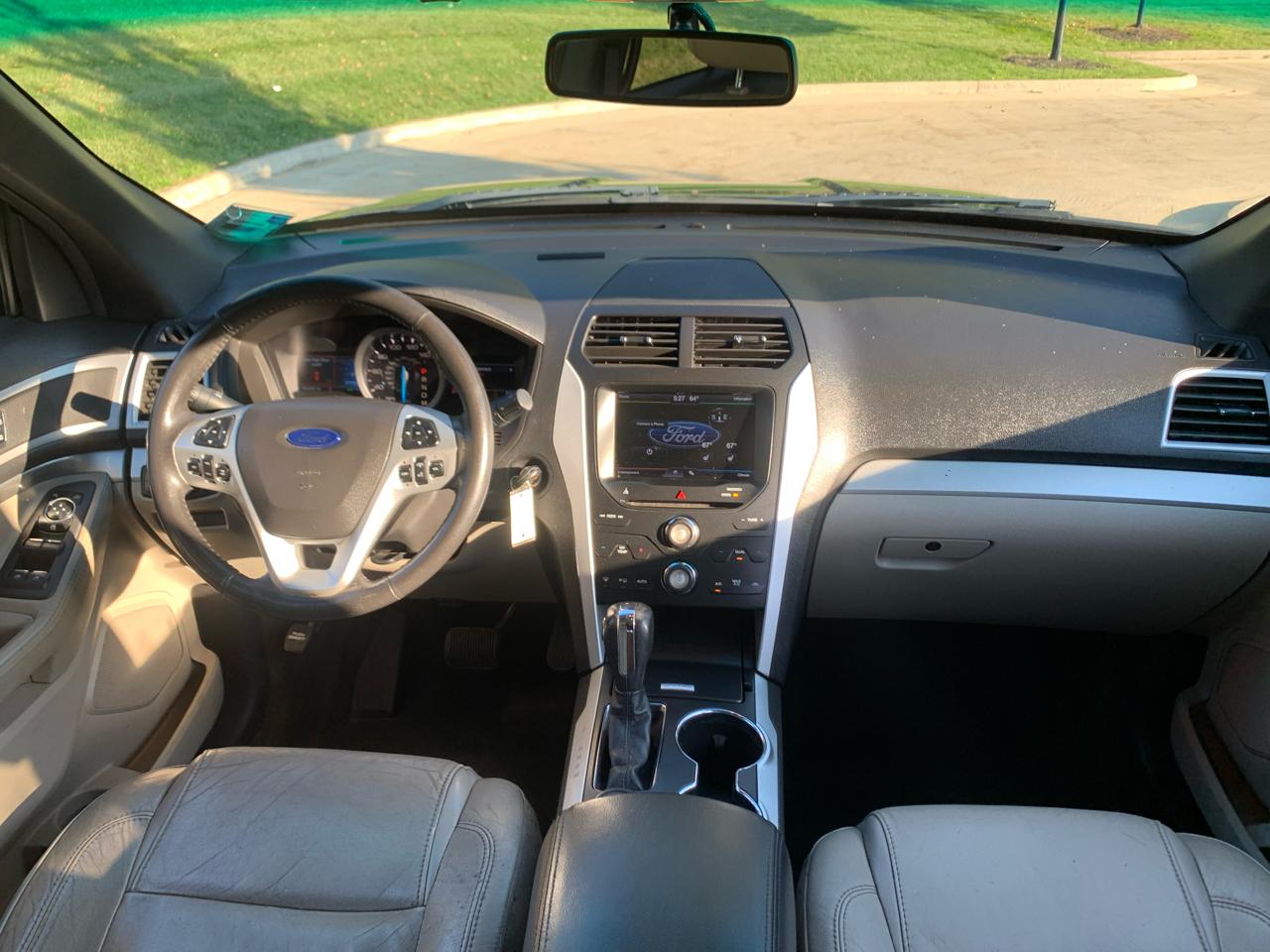 Ford Explorer XLT 4WD 2015