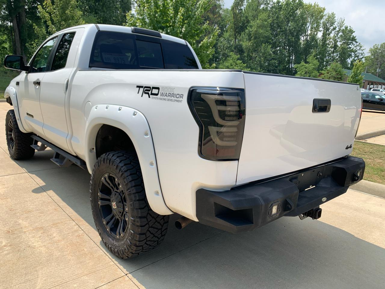 Toyota Tundra Tundra-Grade 5.7L FFV Double Cab Long Bed 4WD 2011