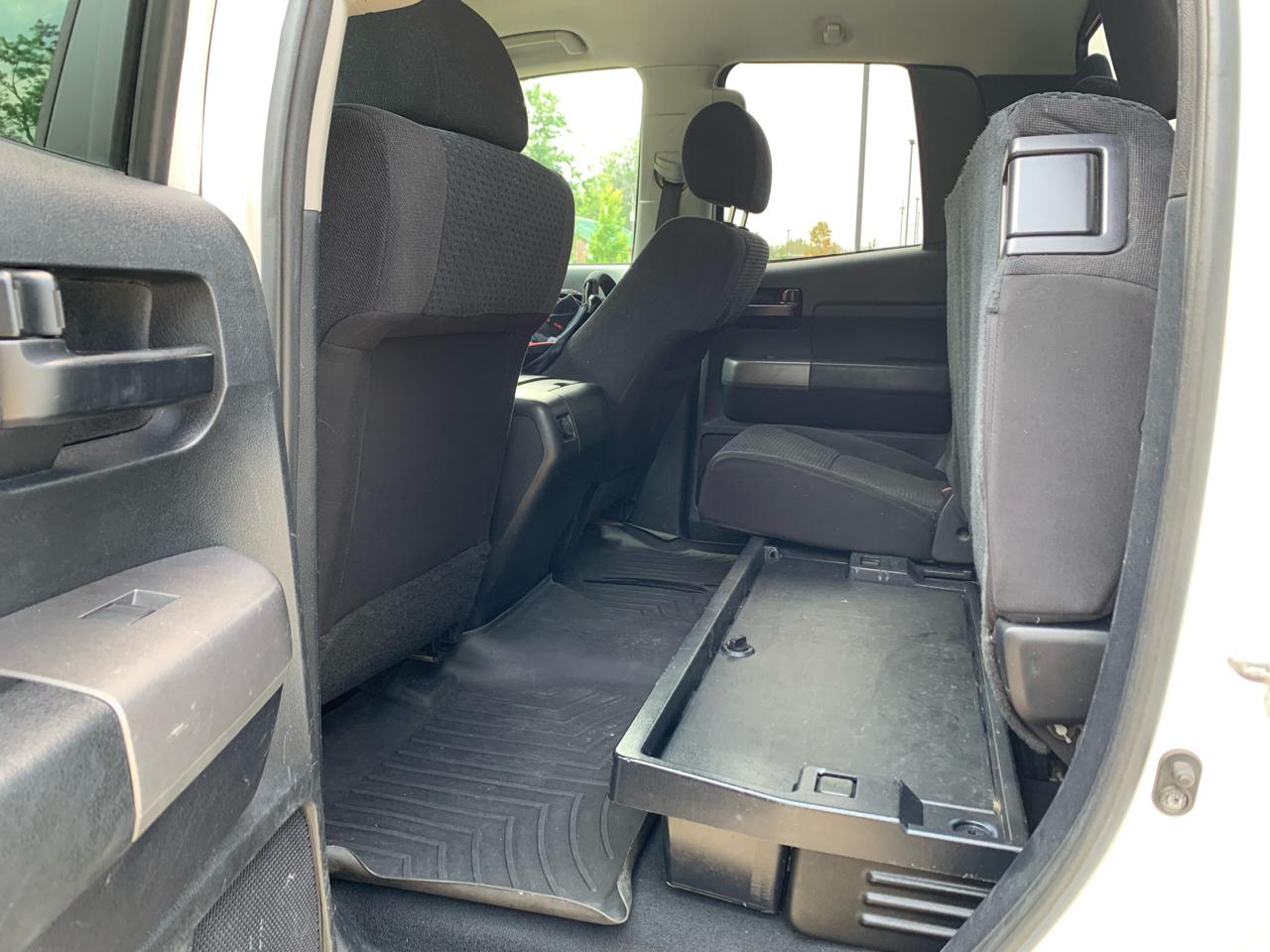 Toyota Tundra Tundra-Grade 5.7L FFV Double Cab Long Bed 4WD 2011