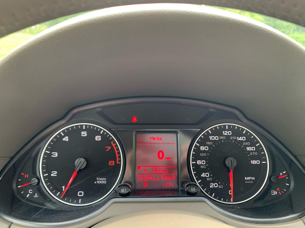 Audi Q5 2.0 quattro Premium 2011