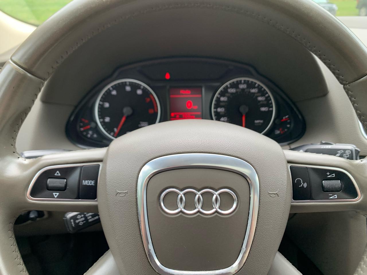 Audi Q5 2.0 quattro Premium 2011