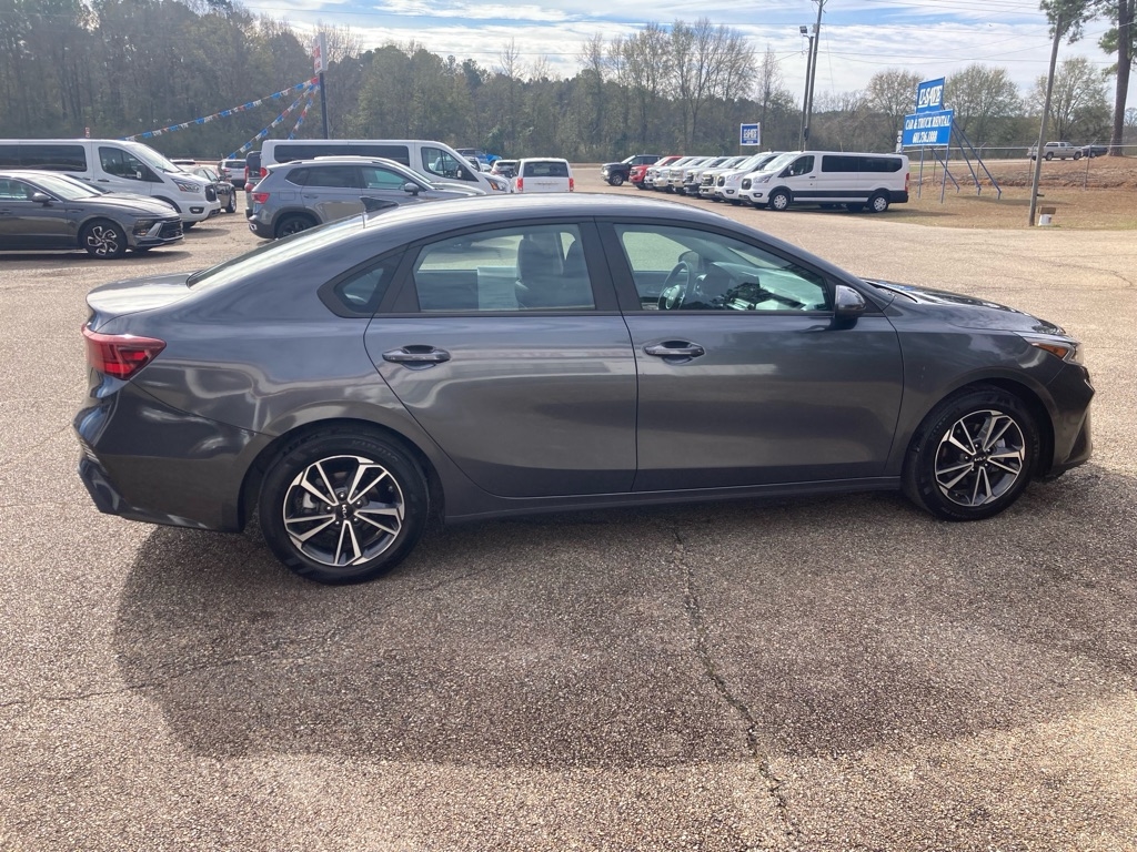 Kia Forte LXS IVT 2023