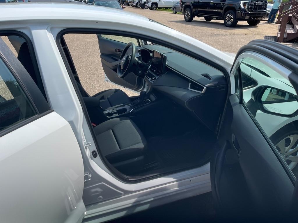 Toyota Corolla LE 2023