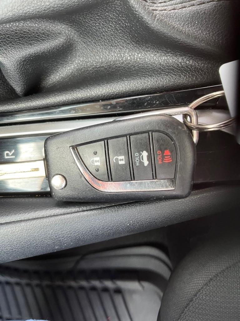 Toyota Corolla LE 2023