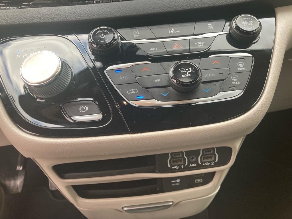 Chrysler Pacifica Touring-L 2022