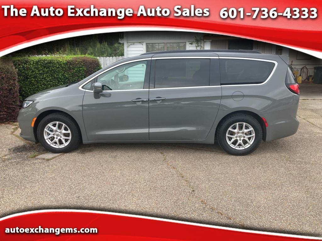 2022 Chrysler Pacifica Touring-L