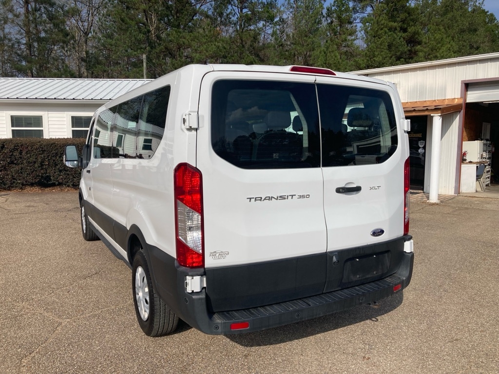 Ford Transit 350 Wagon Low Roof XL w/Sliding Pass. 148-in. WB 2021