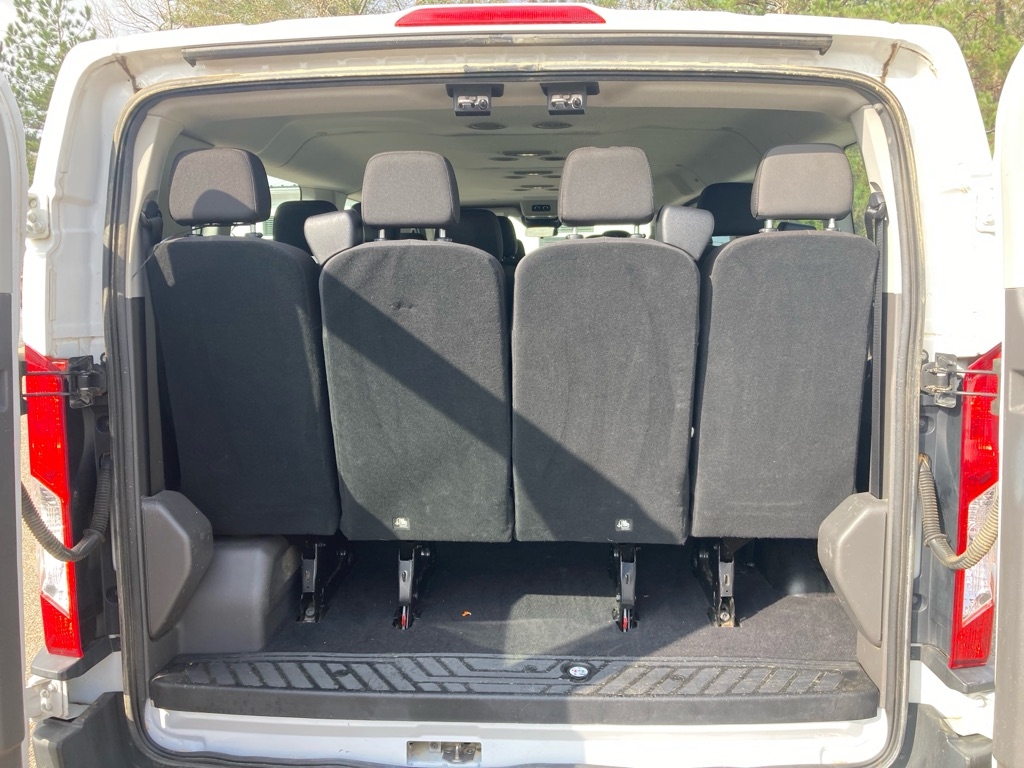 Ford Transit 350 Wagon Low Roof XL w/Sliding Pass. 148-in. WB 2021