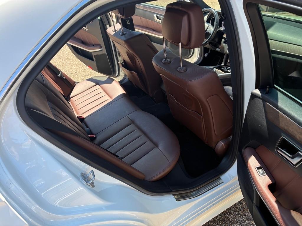 Mercedes-Benz E-Class E350 Luxury Sedan 2014