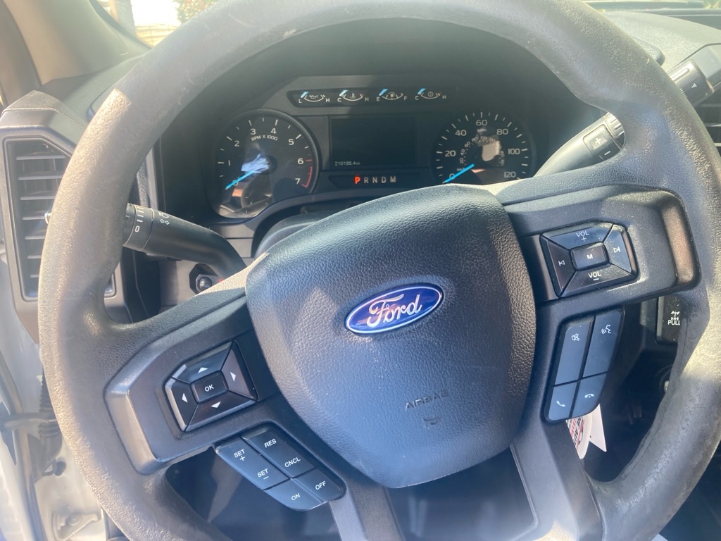 Ford F-150 STX SuperCrew 4WD 2018