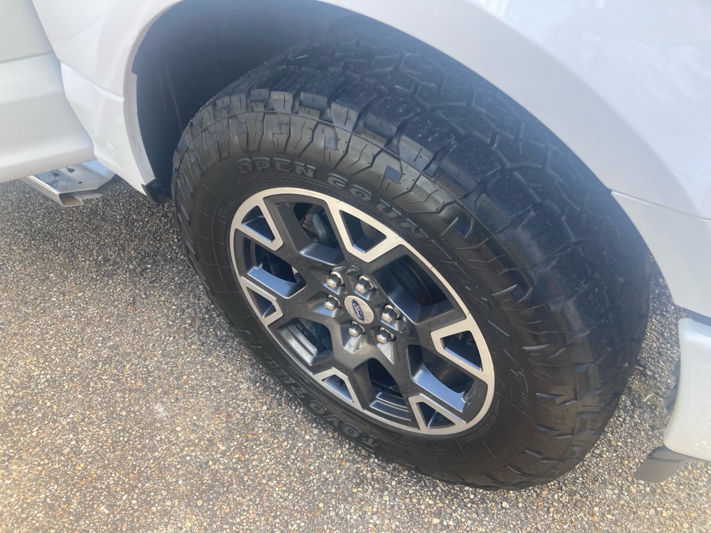Ford F-150 STX SuperCrew 4WD 2018