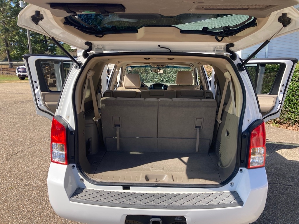Nissan Pathfinder SE 2WD Auto 2009 Nissan Pathfinder SE 2WD Auto 2009