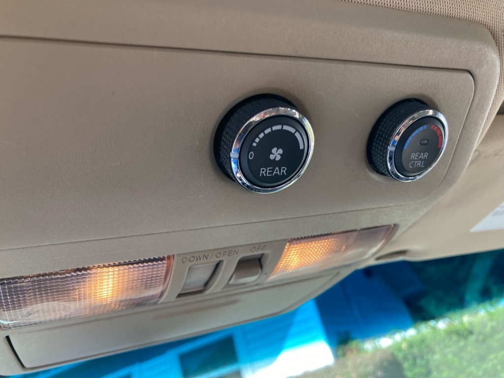 Nissan Pathfinder SE 2WD Auto 2009 Nissan Pathfinder SE 2WD Auto 2009