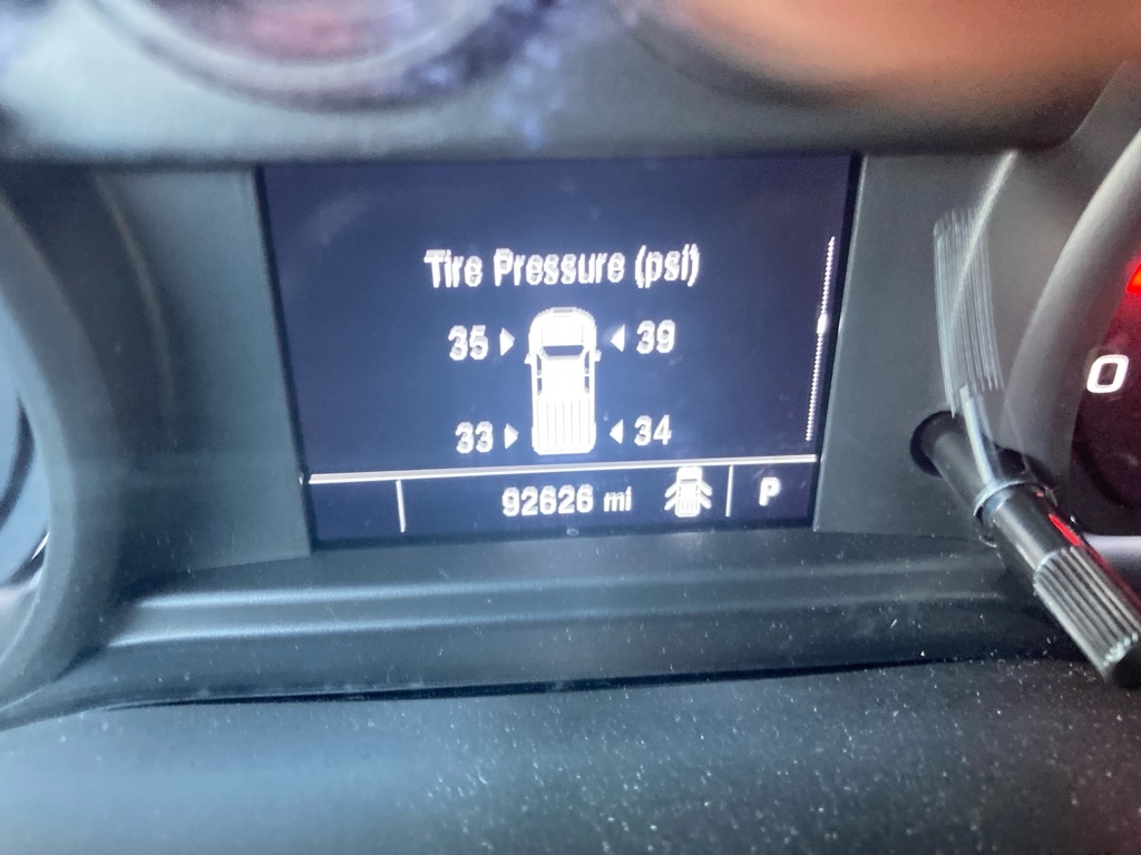 Chevrolet Silverado 1500 Custom Crew Cab 2WD 2022