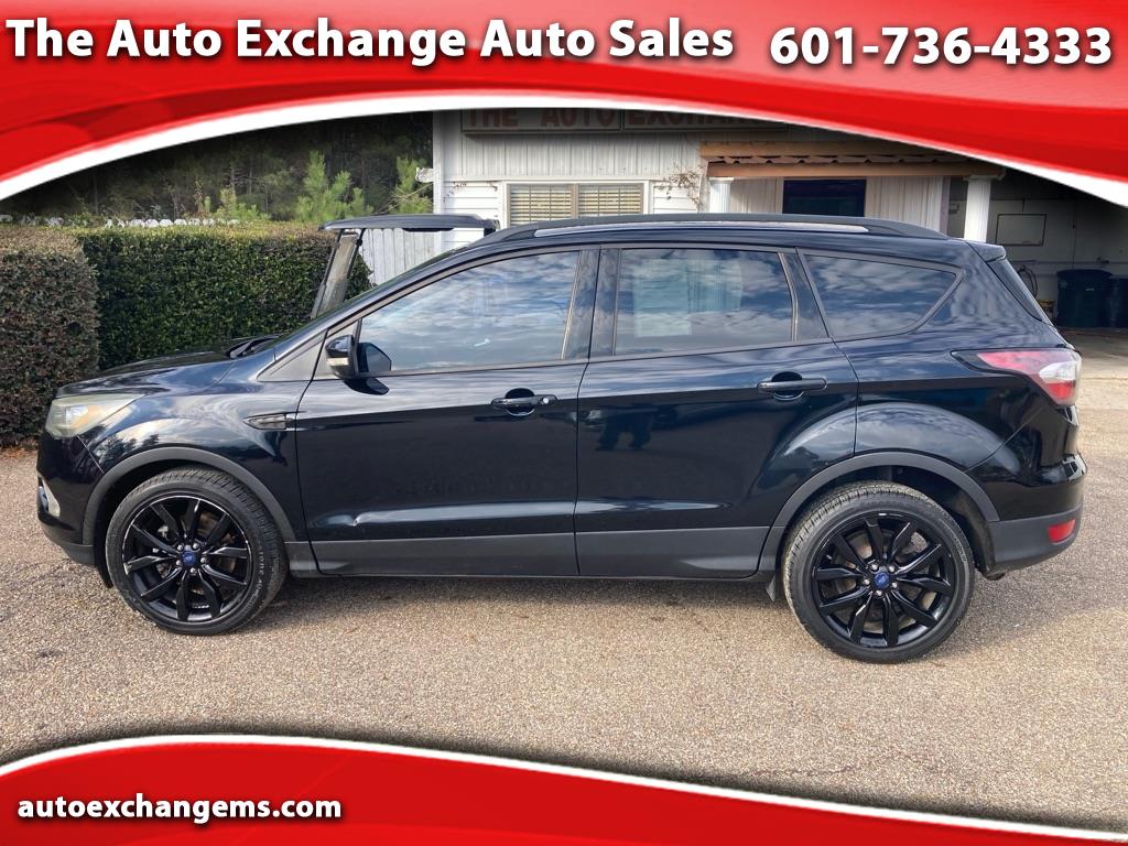 2017 Ford Escape Titanium's photo