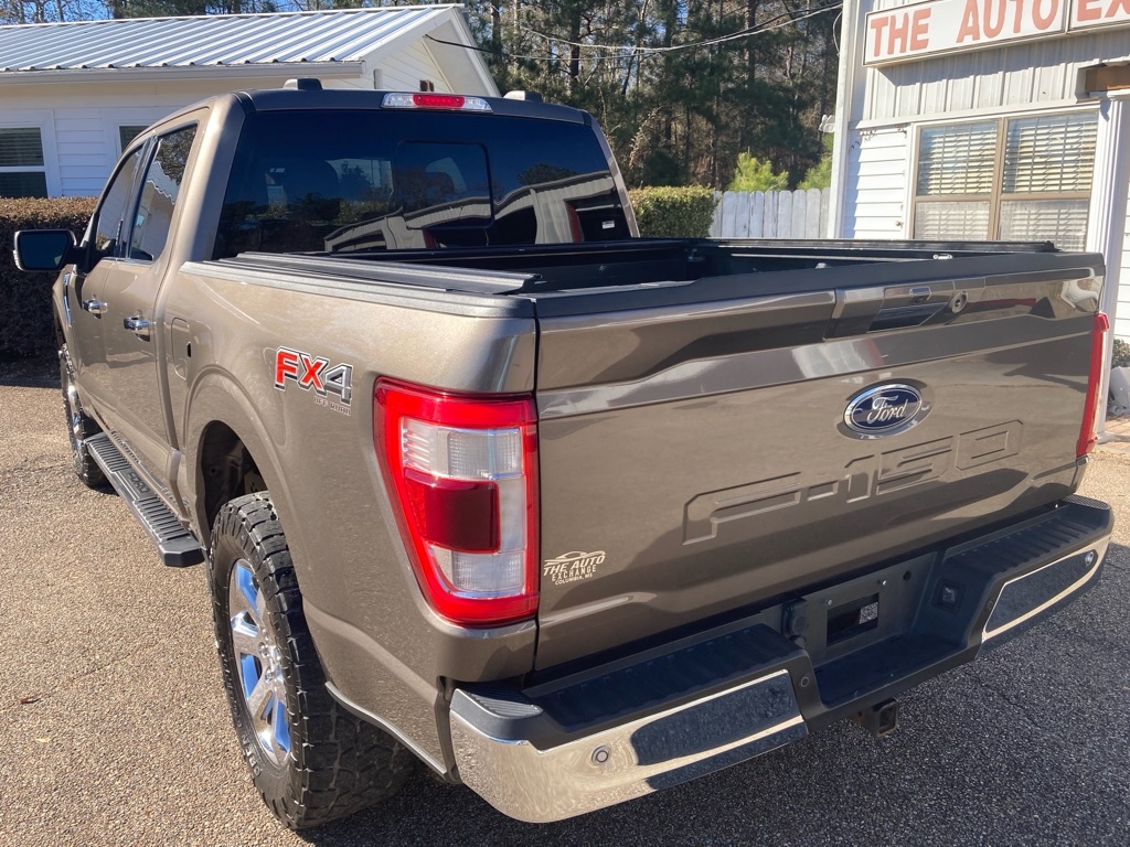 Ford F-150 SuperCrew 150" Lariat 4WD 2021