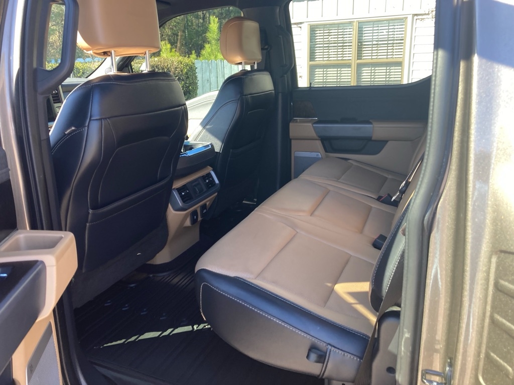 Ford F-150 SuperCrew 150" Lariat 4WD 2021