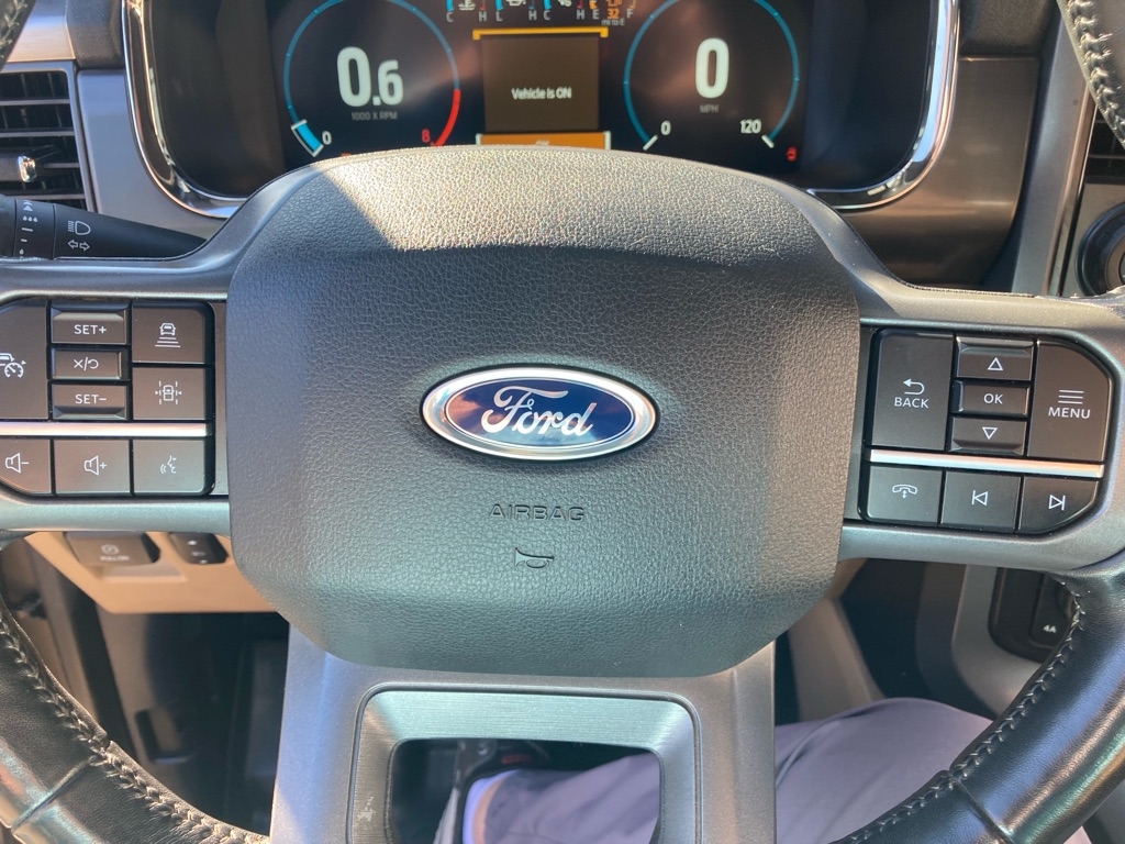 Ford F-150 SuperCrew 150" Lariat 4WD 2021