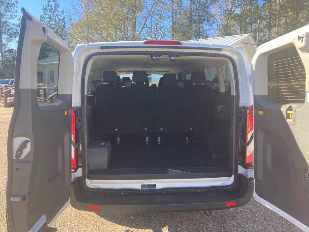 Ford Transit 350 Wagon Low Roof XL w/Sliding Pass. 148-in. WB 2023