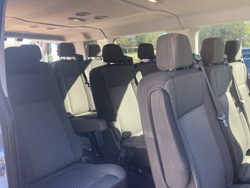 Ford Transit 350 Wagon Low Roof XL w/Sliding Pass. 148-in. WB 2023