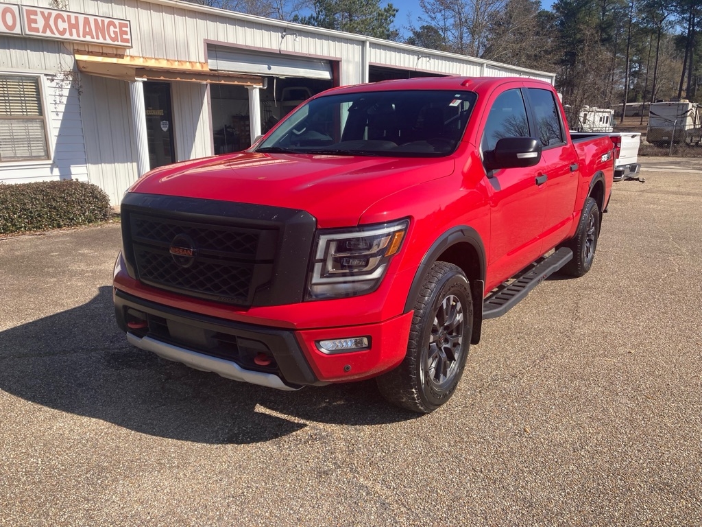 Nissan Titan PRO-4X Crew Cab 4WD SWB 2021