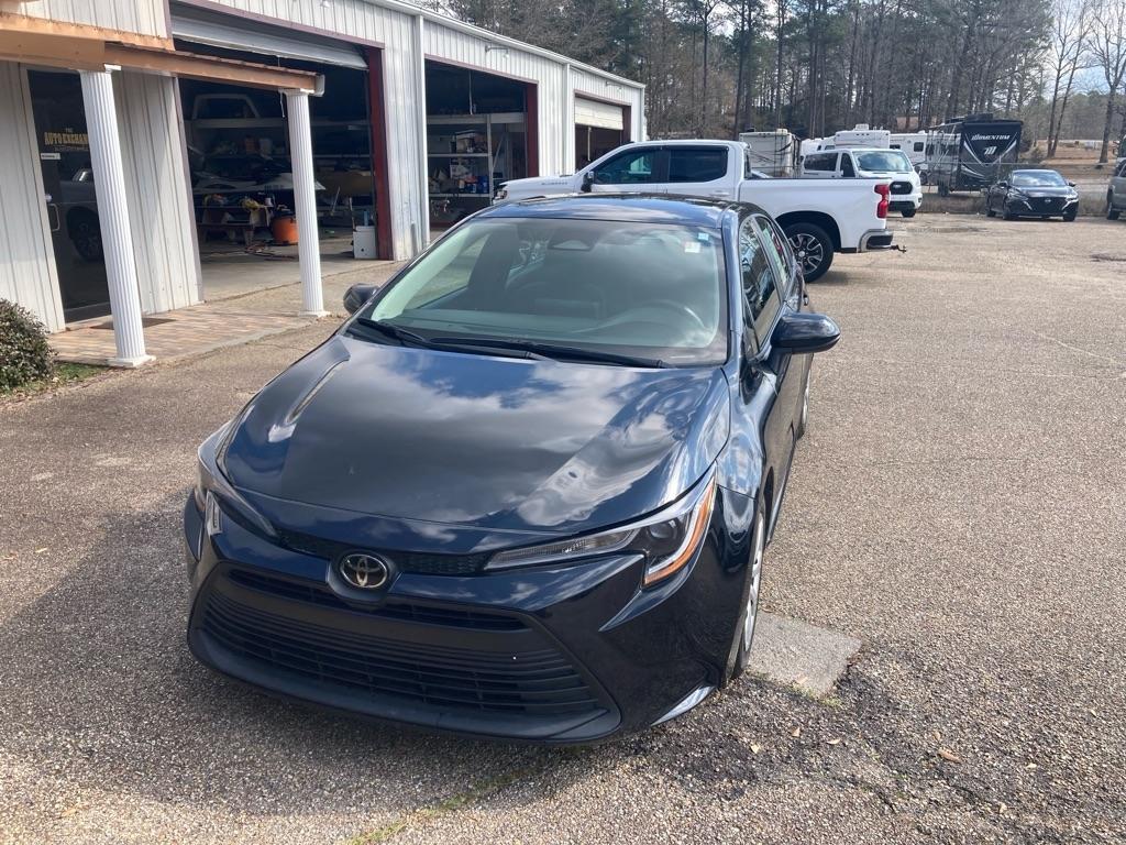 Toyota Corolla LE 2023