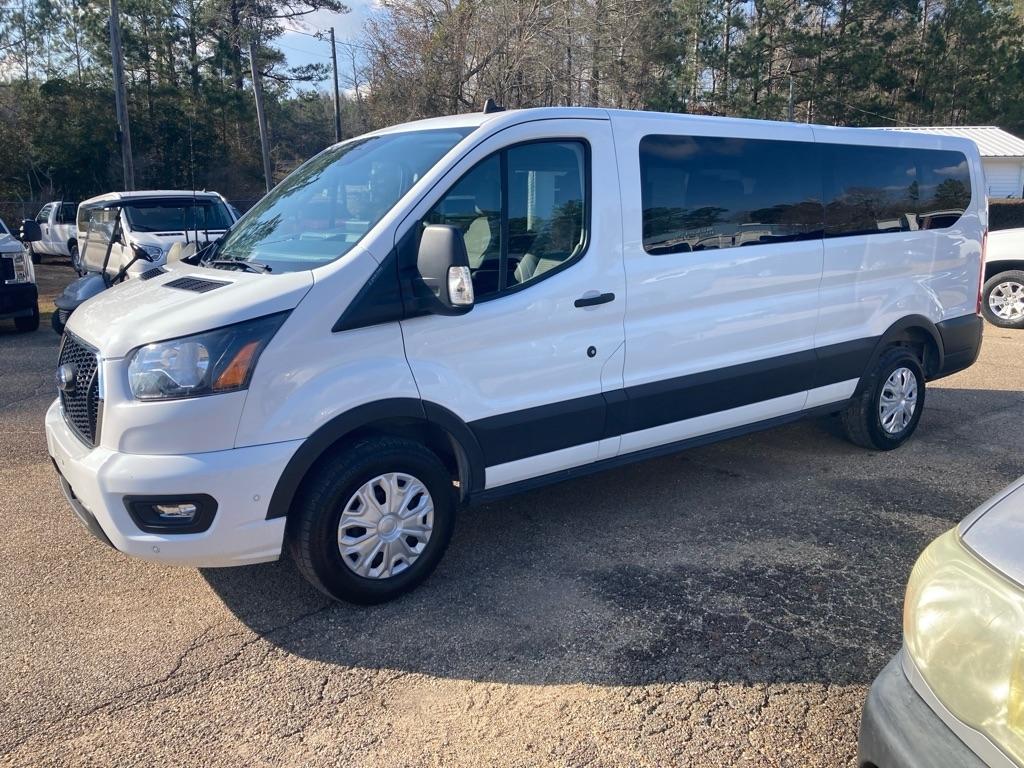 Ford Transit 350 Wagon Low Roof XLT w/Sliding Pass. 148-in. WB 2023