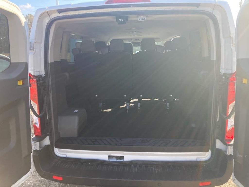 Ford Transit 350 Wagon Low Roof XLT w/Sliding Pass. 148-in. WB 2023