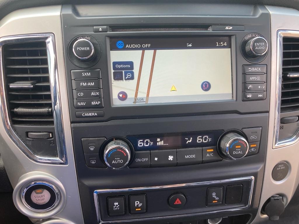 Nissan Titan SL 4WD 2017