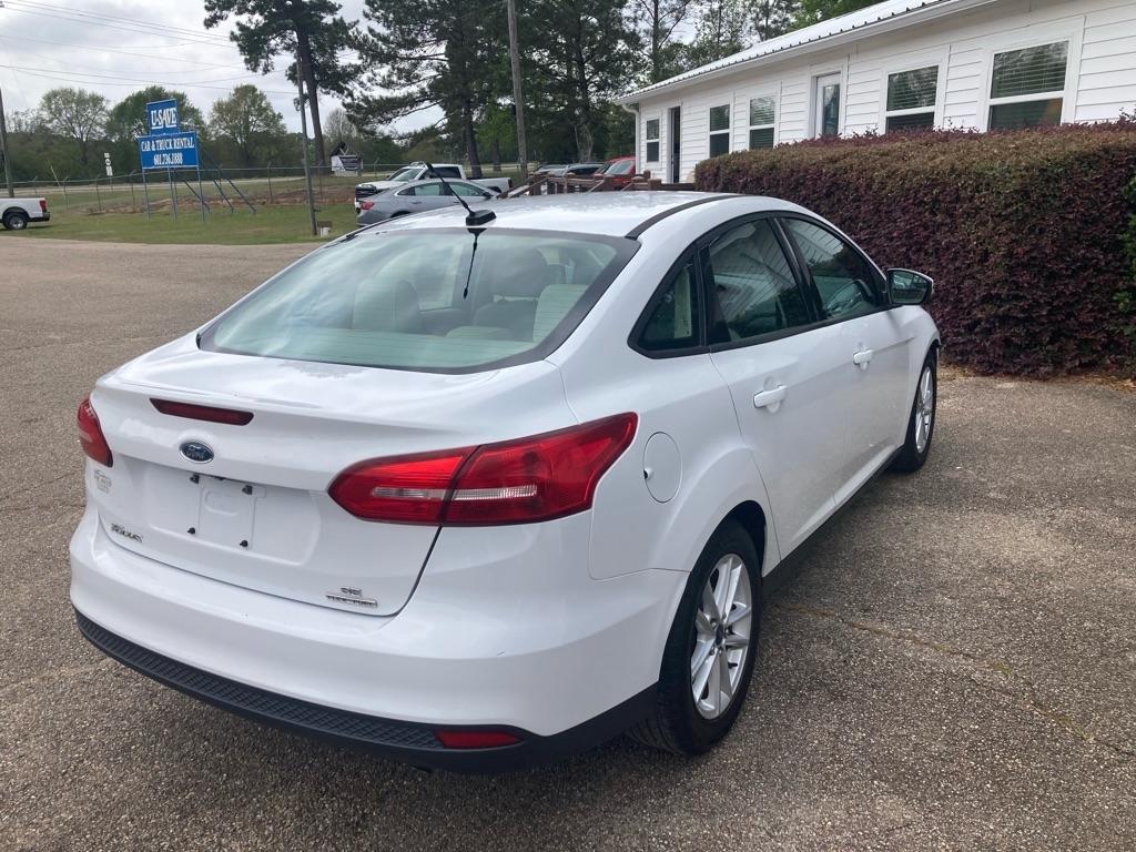 Ford Focus 4dr Sdn SE 2015