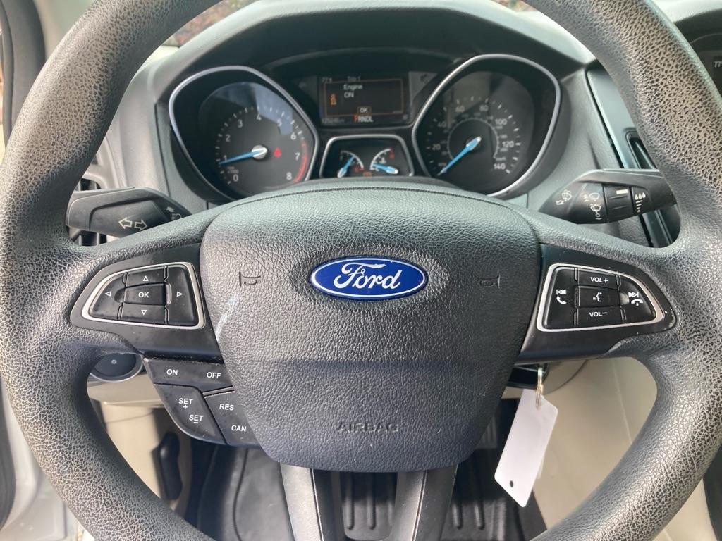 Ford Focus 4dr Sdn SE 2015