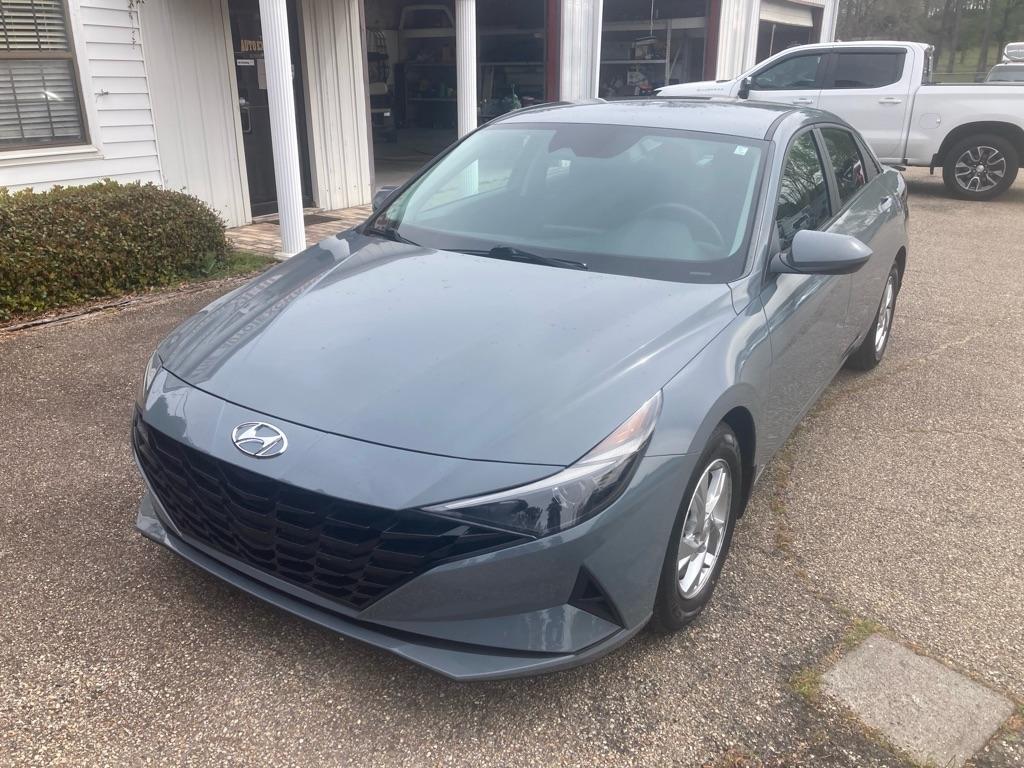 Hyundai Elantra SE 2022