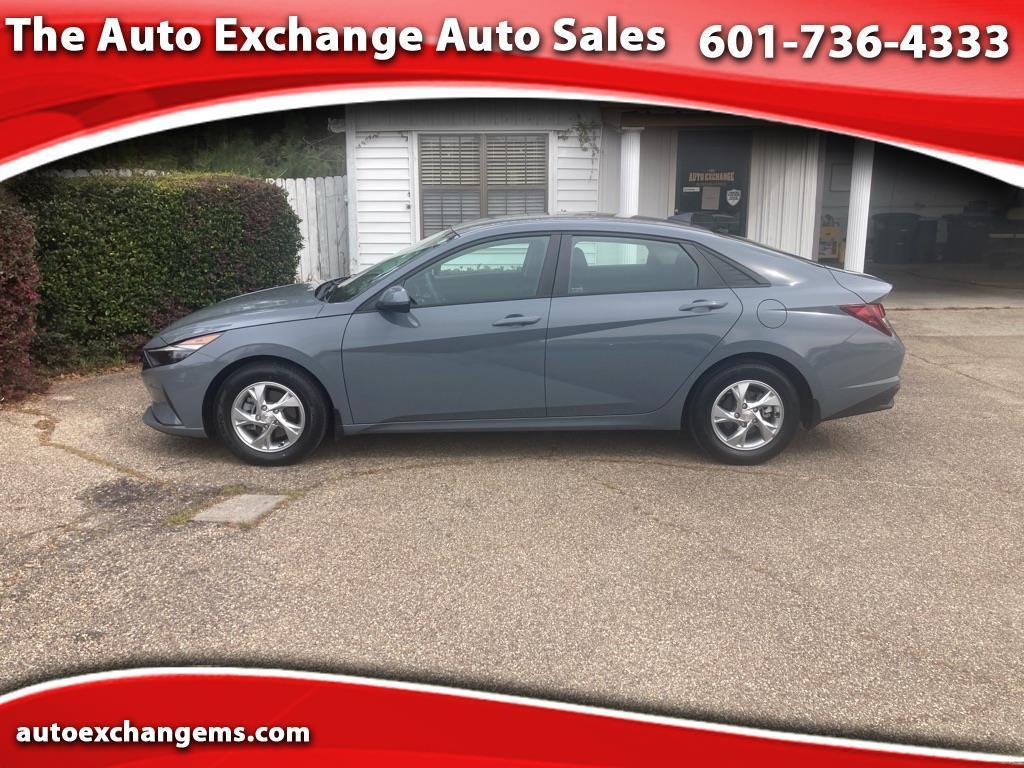 Hyundai Elantra SE 2022