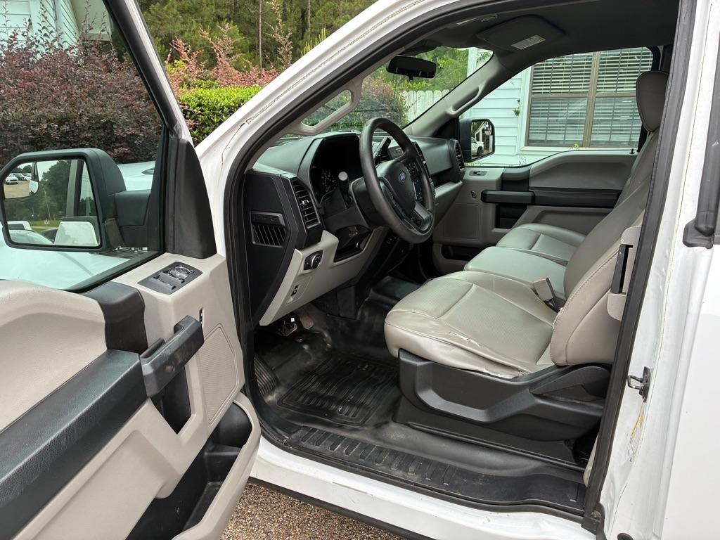 Ford F-150 4WD SuperCab 145" XL 2019