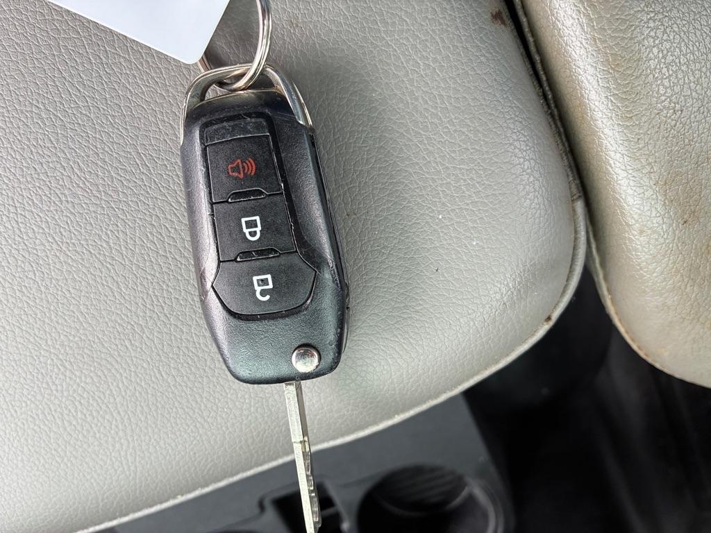Ford F-150 4WD SuperCab 145" XL 2019