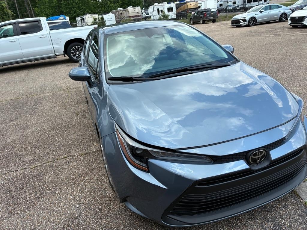 Toyota Corolla LE 2024