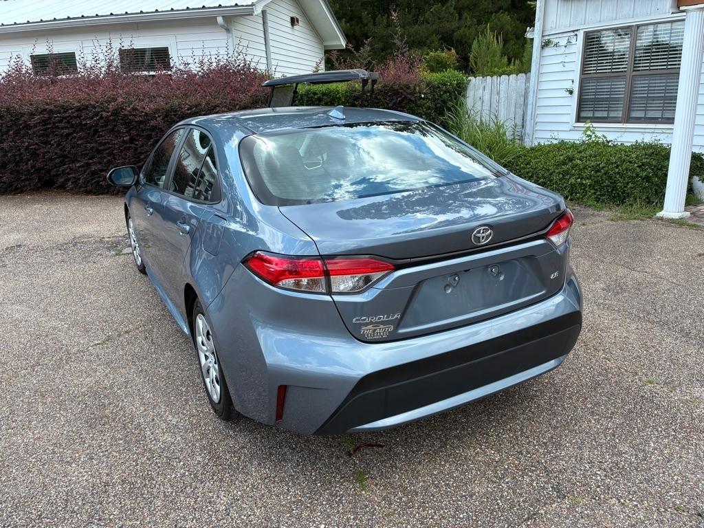 Toyota Corolla LE 2024