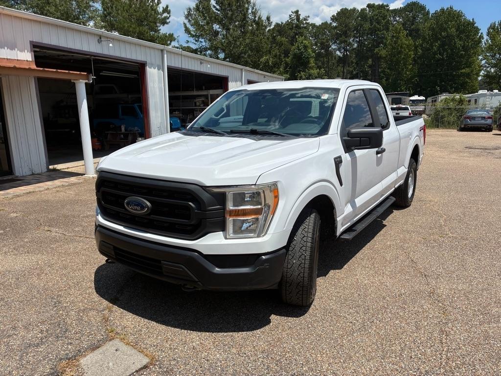 Ford F-150 XL SuperCab 8-ft. Bed 4WD 2021