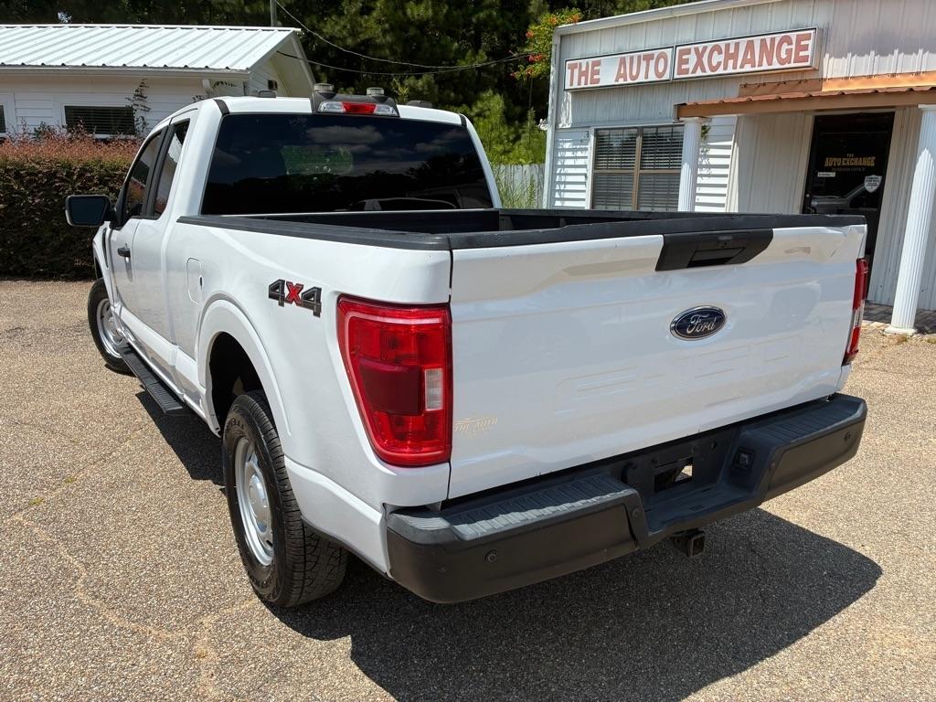 Ford F-150 XL SuperCab 8-ft. Bed 4WD 2021