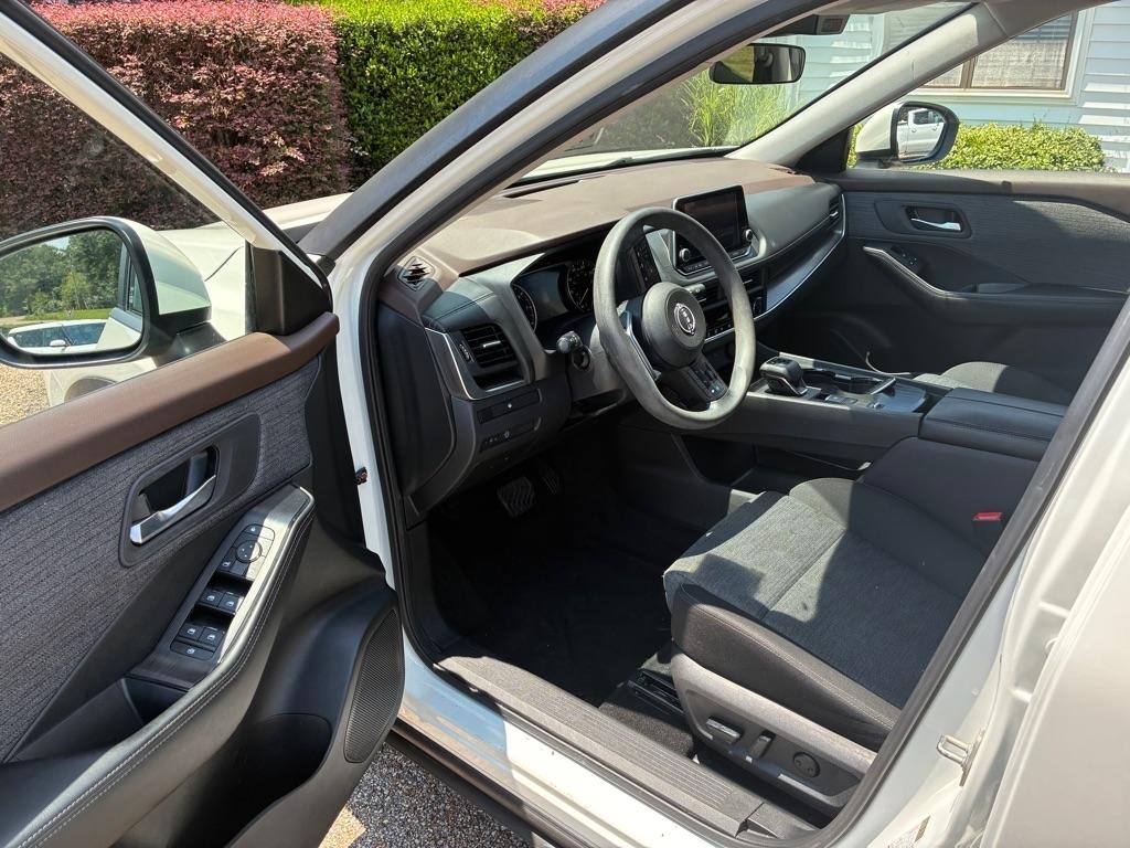 Nissan Rogue SV 2023