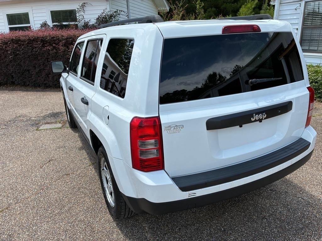 Jeep Patriot Sport 2WD 2014