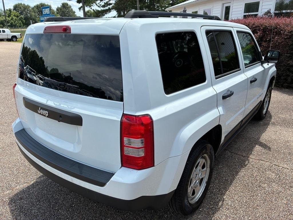 Jeep Patriot Sport 2WD 2014