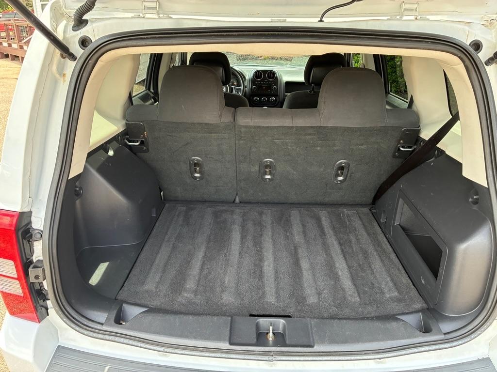 Jeep Patriot Sport 2WD 2014