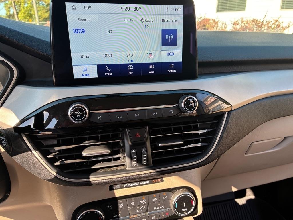 Ford Escape photo 15